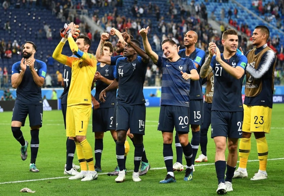 爱成为众人 爱成为众人